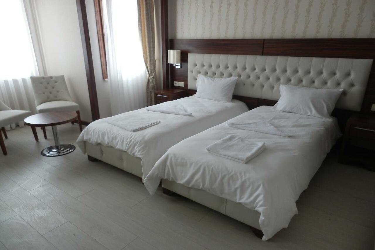 New House Apartment อิสตันบูล ภายนอก รูปภาพ
